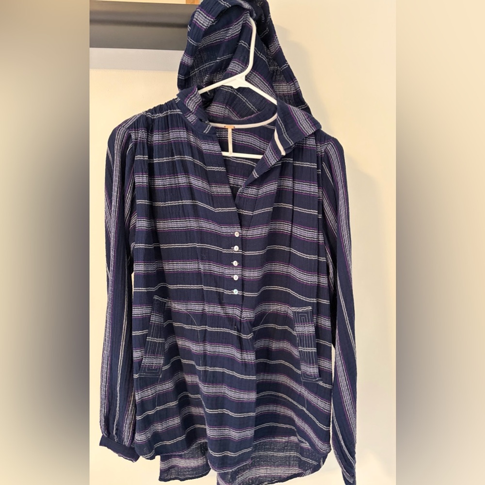 Free people-Striped Purple Women's Top-can be use also as a swim cover up.